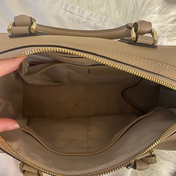 tan michael kors purse - Picture 6 of 6